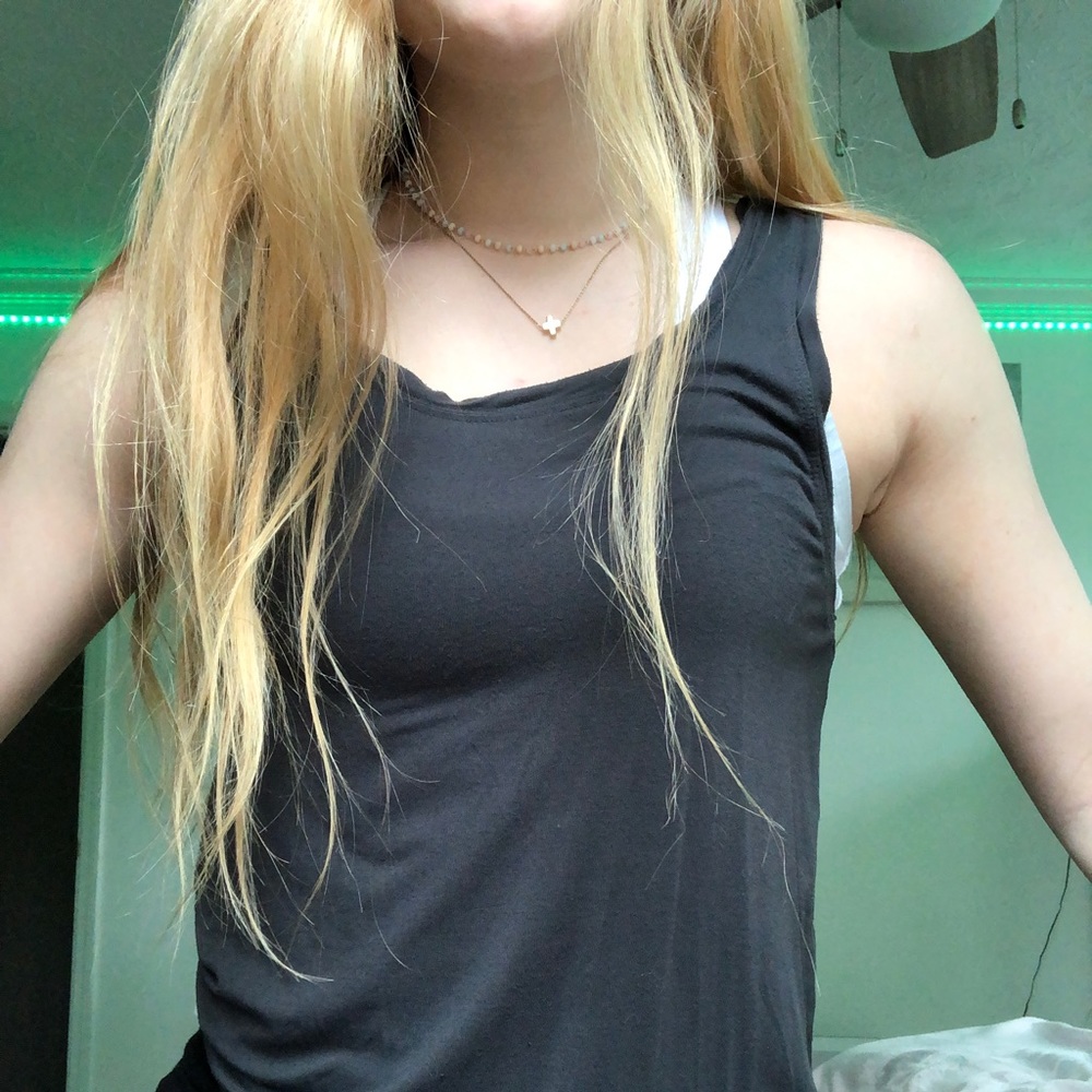 tanktop - Picture 2 of 3